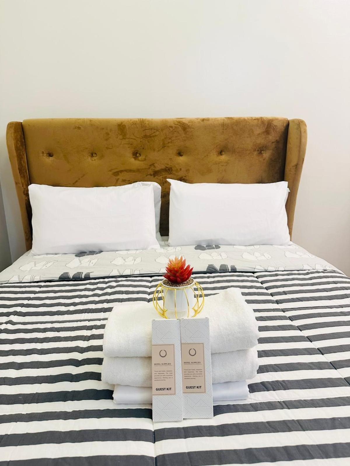 Starlight Suites Trece Martires Zewnętrze zdjęcie