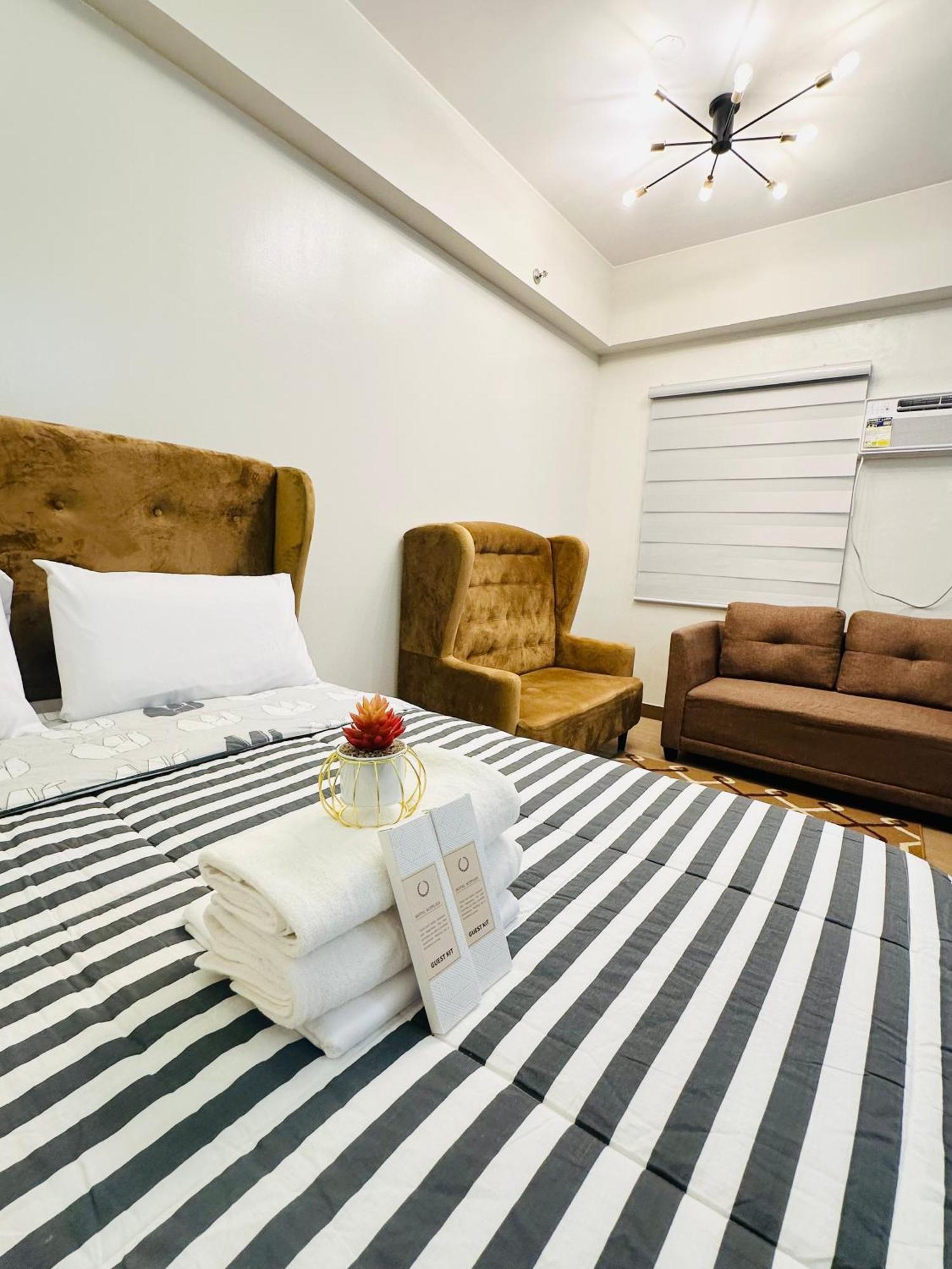 Starlight Suites Trece Martires Zewnętrze zdjęcie