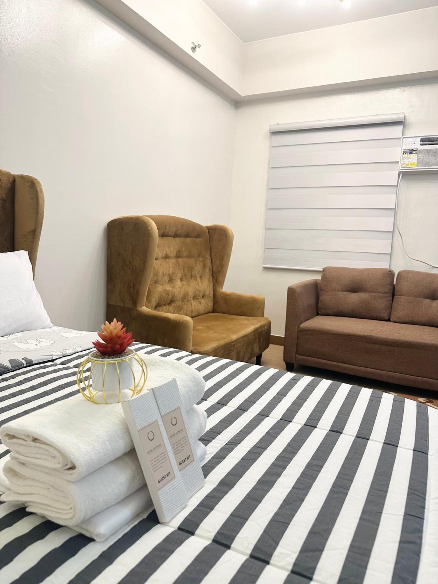 Starlight Suites Trece Martires Zewnętrze zdjęcie