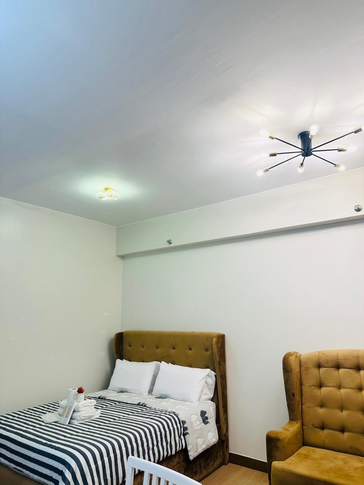 Starlight Suites Trece Martires Zewnętrze zdjęcie