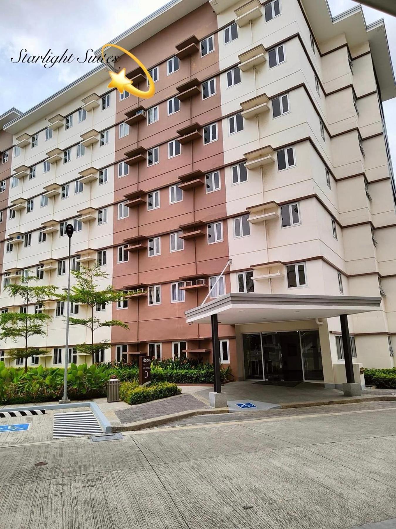 Starlight Suites Trece Martires Zewnętrze zdjęcie